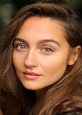 伊莎贝尔·莫洛伊 Isobelle Molloy照片