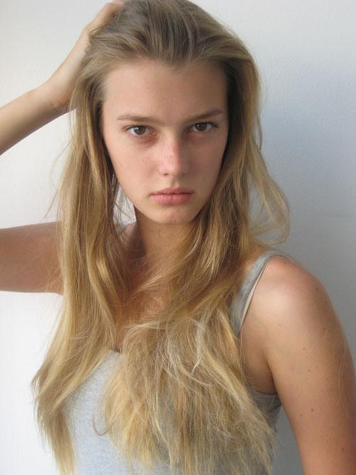 维多利亚·伦佐娃 Viktoriya Runtsova照片