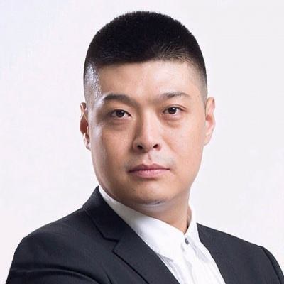 刘云天 Yuntian Liu照片
