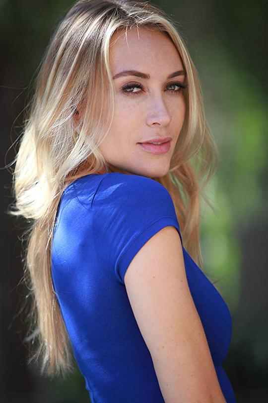 米歇尔·梅森 Michelle Mason照片