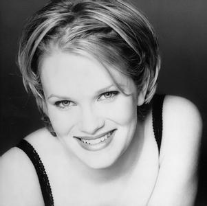 尼科洛·汤姆 Nicholle Tom照片