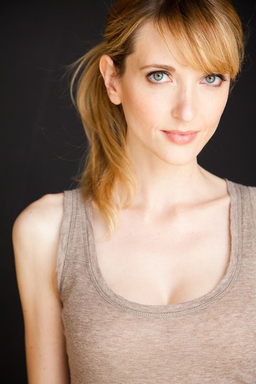 凯瑟琳·费奥雷 Kathryn Fiore照片