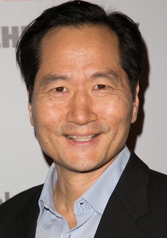 查尔斯·拉西·陈 Charles Rahi Chun照片