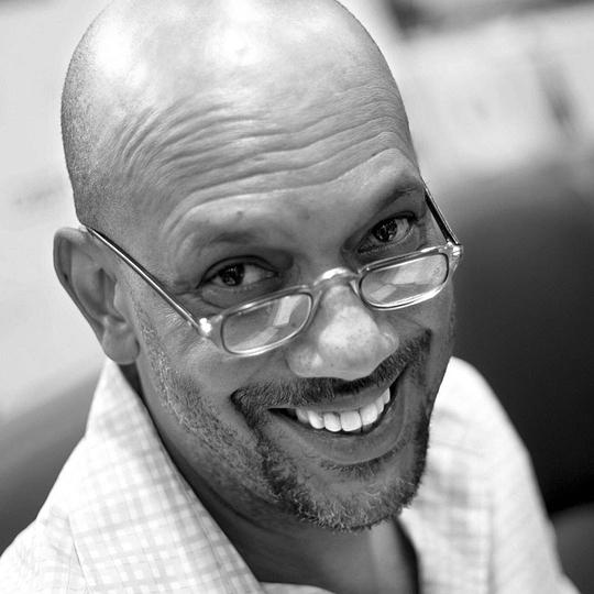 保罗·林斯 Paulo Lins照片