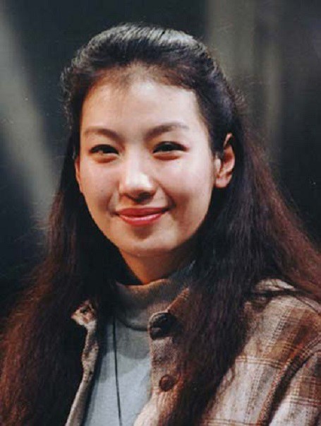 卢芳 Fang Lu照片