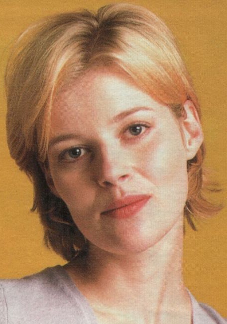 露西·阿科斯特 Lucy Akhurst照片
