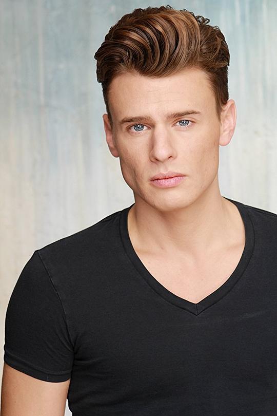 布莱克·麦克莱弗·尤因 Blake McIver Ewing照片
