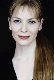 纳迪亚·卡梅隆-布莱克利 Nadia Cameron-Blakey照片