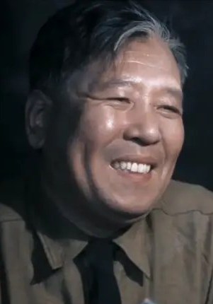 郑坤范 Kunfan Zheng照片