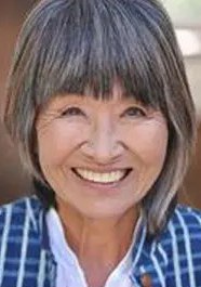 艾琳·萨基 Eileen Saki照片
