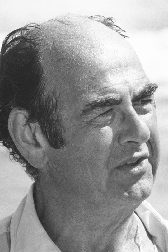Larry D. Mann照片