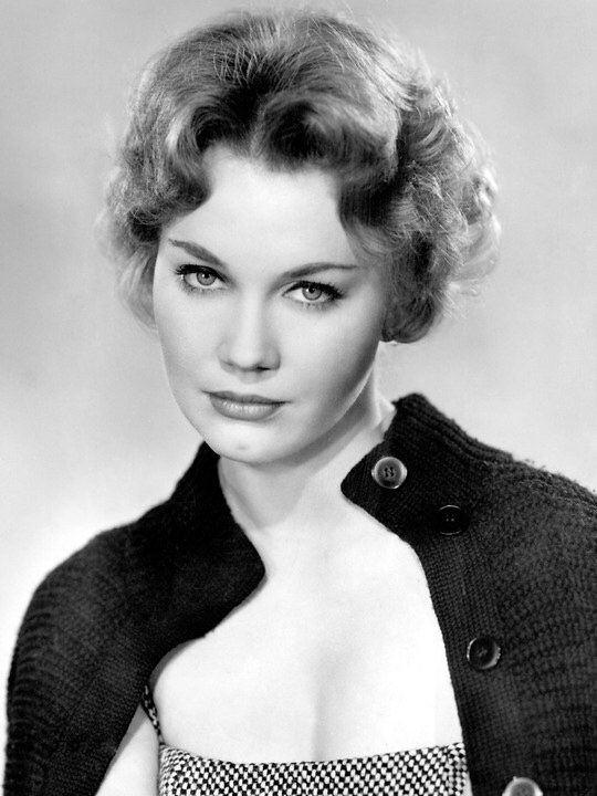 伊丽莎白·麦克雷 Elizabeth MacRae照片