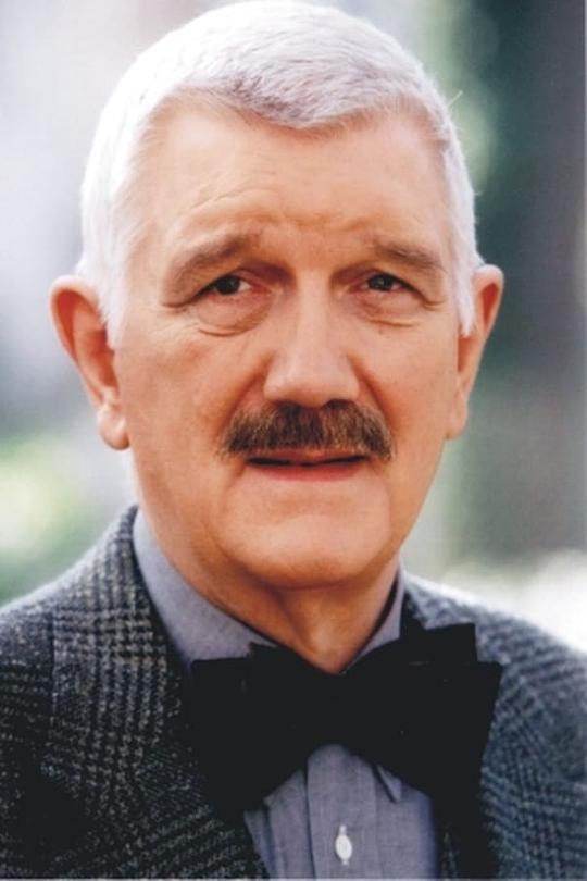 Karl-Heinz von Hassel照片