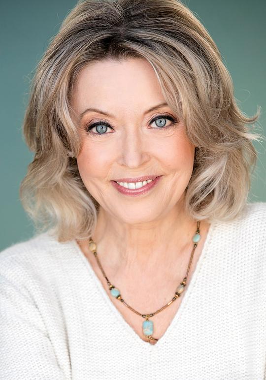 Constance Forslund照片