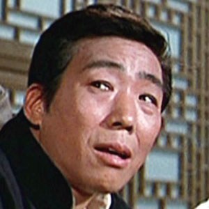 尔峰 Yi Fung照片