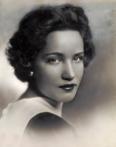 Edith 'Little Edie' Bouvier Beale照片