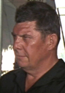迈克尔·布伦南 Michael Brennan照片