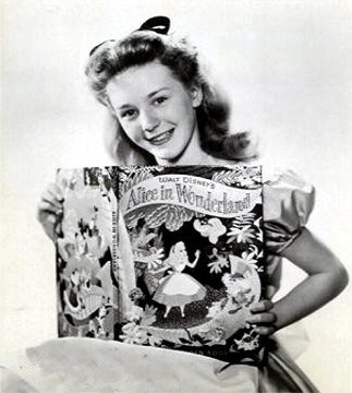 凯瑟琳·博蒙特 Kathryn Beaumont照片