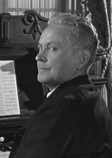 Donald Kerr照片
