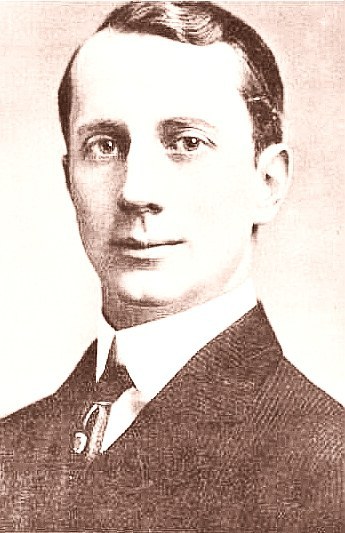 卡尔·M·莱维尼斯 Carl M. Leviness照片