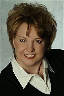 Beverly Long照片