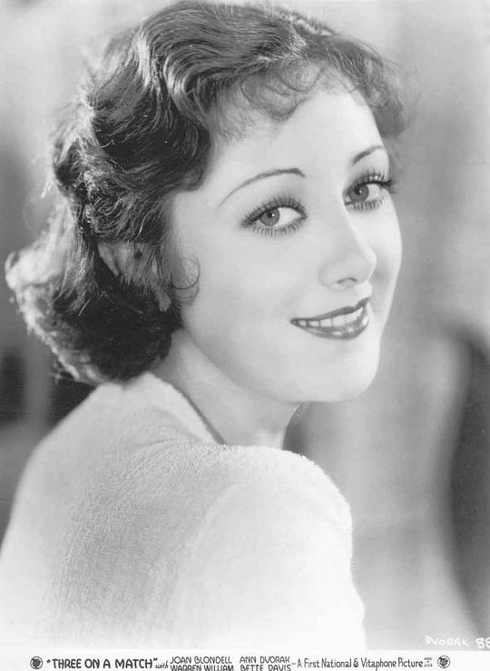 安·德拉克 Ann Dvorak照片