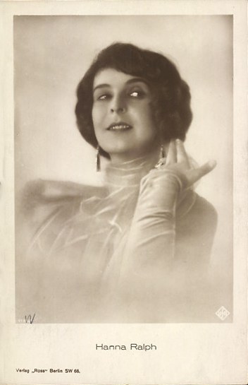 Hanna Ralph照片