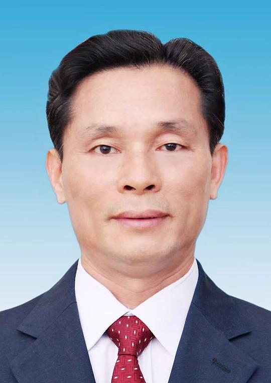 莫毅远 Yiyuan Mo照片