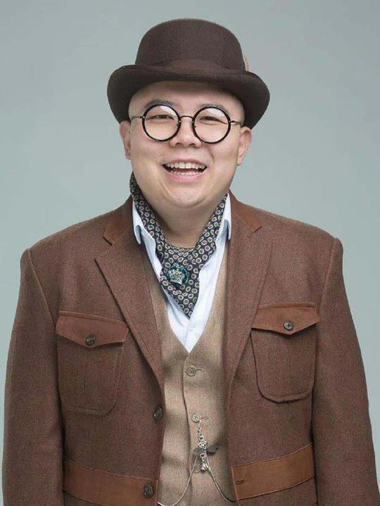 李宝儿 Baoer Li照片