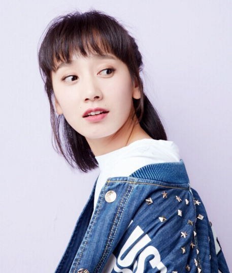 董晴 Qing Dong照片