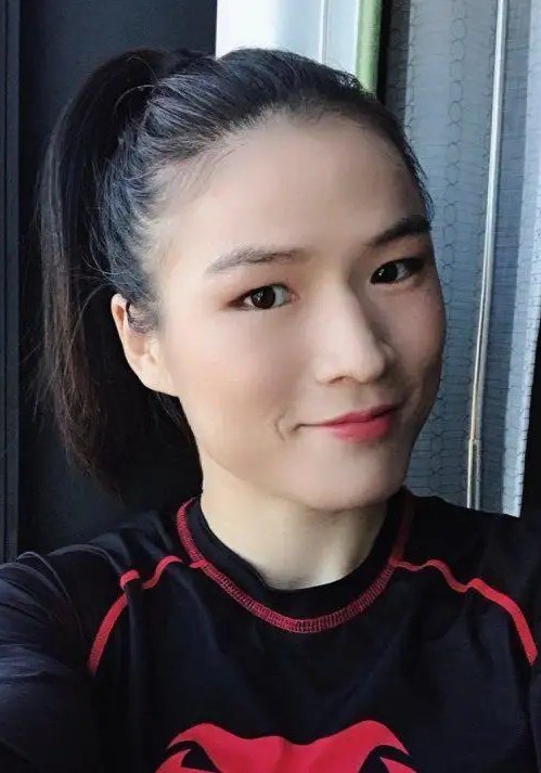 张伟丽 Weili Zhang照片