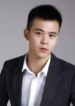王乂 Yi Wang照片