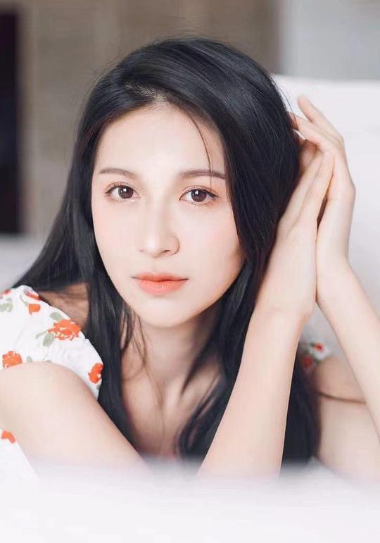 伍月 Yue Wu照片