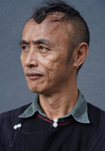 曲比兴义照片