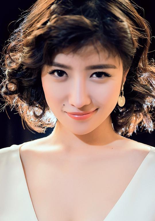李珈西 Jiaxi Li照片