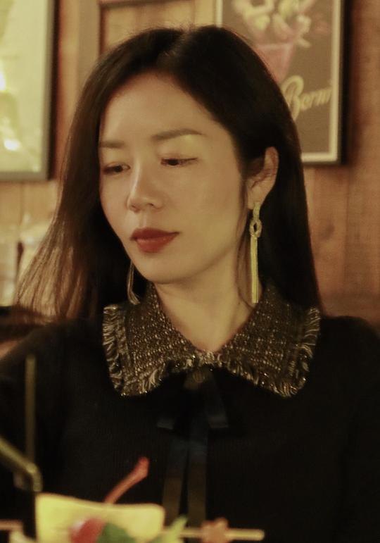 吾佳佳 Jiajia Wu照片