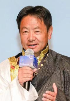 昂桑照片