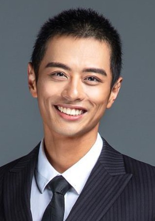 胡毅 Yi Hu照片