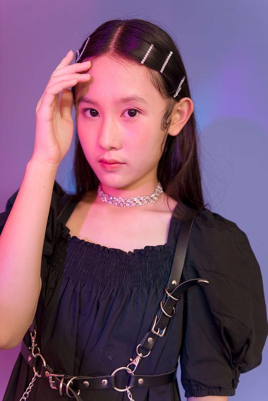 雁琪 Yanqi Zhang照片