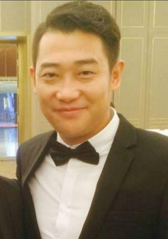 许磊 Lei Xu照片