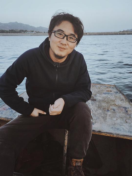 刘泽 Ze Liu照片