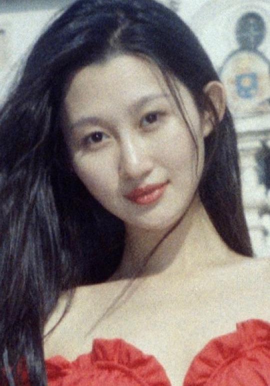 宁元元 Yuanyuan Ning照片