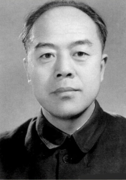 周凋 Diao Zhou照片