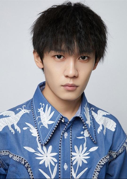 闫永强 Yong-qiang Yan照片