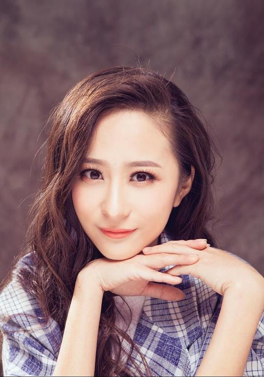 任婉婧 Wanjing Ren照片