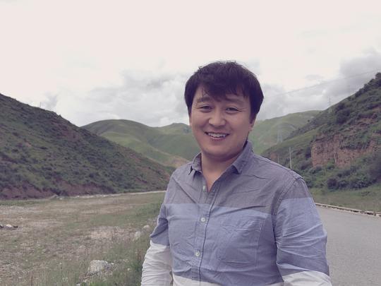 洛吉照片