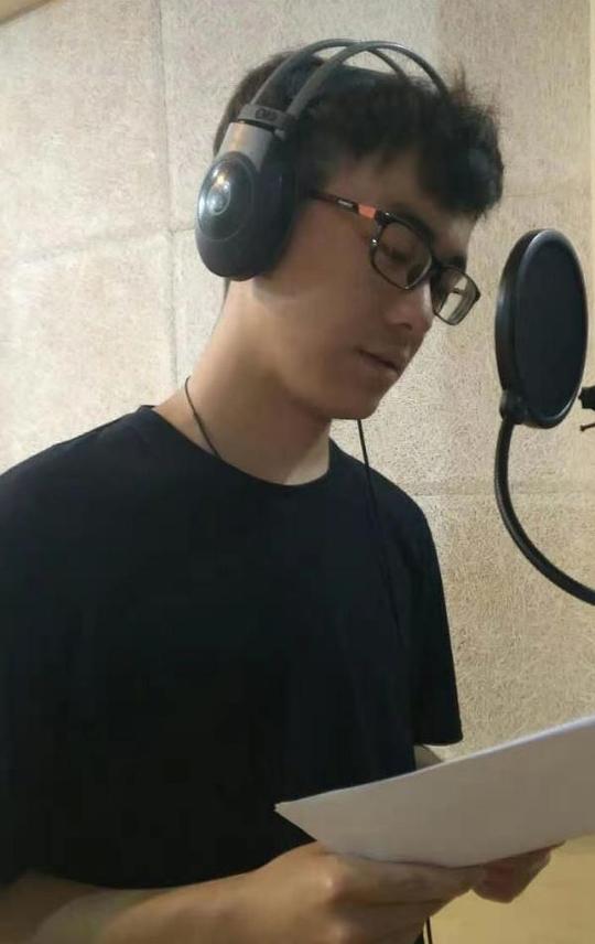 唐昊照片