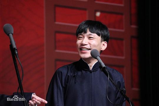 何九华 Jiuhua He照片