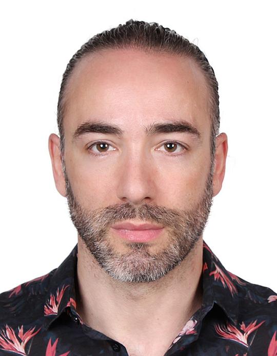 华栖龙 Sergio Deieso照片