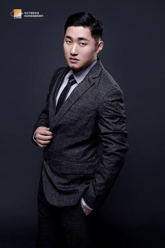 关翔云 Xiangyun Guan照片